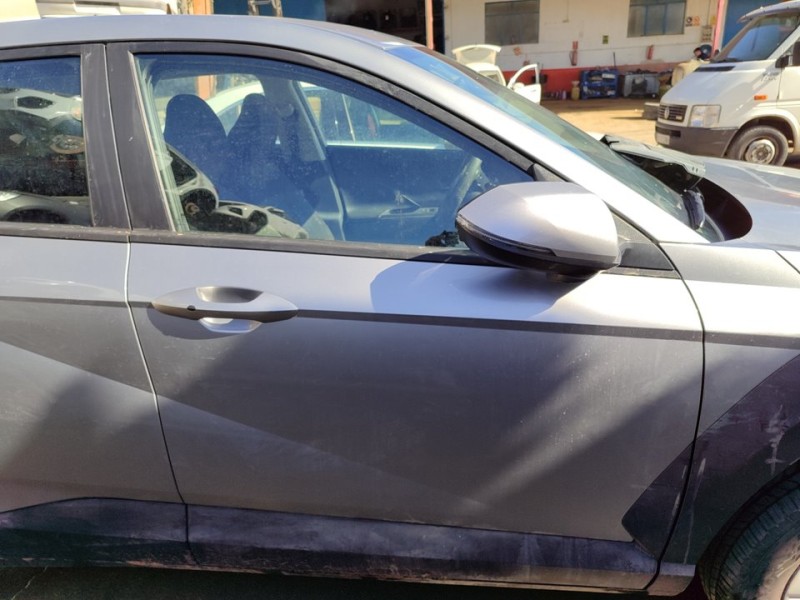 Recambio de puerta delantera derecha para hyundai kona (sx2) maxx 2wd referencia OEM IAM 76004BE000  