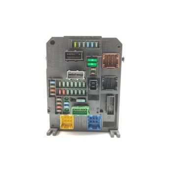 Recambio de caja reles / fusibles para citroën c4 picasso attraction referencia OEM IAM 9806687980  