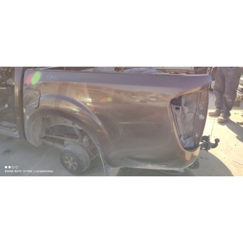 Recambio de caja trasera para nissan np300 pick-up (d23) acenta double cab 4x4 referencia OEM IAM K33004JNAB  