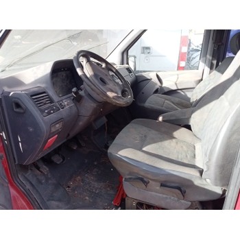 mercedes-benz vito (w638) caja cerrada del año 2000