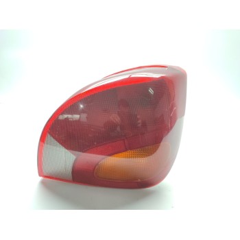 PILOTO TRASERO DERECHO 1044154 