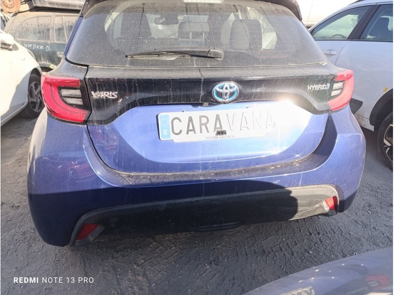 Recambio de paragolpes trasero para toyota yaris (xp21) hybrid style referencia OEM IAM 521590U957  