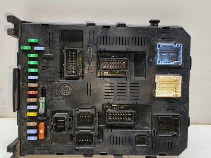 Recambio de caja reles / fusibles para peugeot 307 break/sw (s2) xs+ referencia OEM IAM 9663510580  