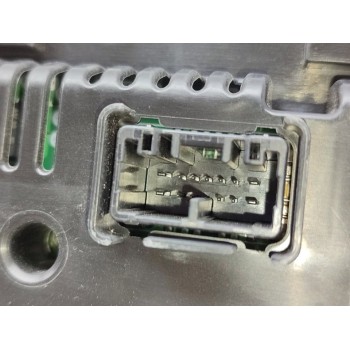 Recambio de cuadro instrumentos para toyota yaris hybrid feel! referencia OEM IAM 838000UL60  