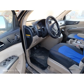 kia carnival del año 2006