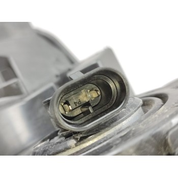 Recambio de faro izquierdo para toyota yaris hybrid active referencia OEM IAM 811700DJ90  