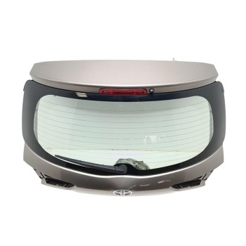 Recambio de porton trasero para toyota yaris hybrid active referencia OEM IAM 670050D540  