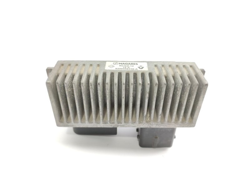 Recambio de caja precalentamiento para nissan juke (f15) acenta referencia OEM IAM 8200558438A  