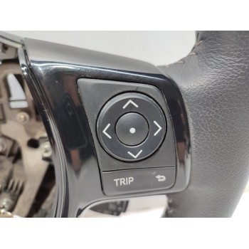 Recambio de volante para toyota yaris hybrid active referencia OEM IAM 451020D30024  
