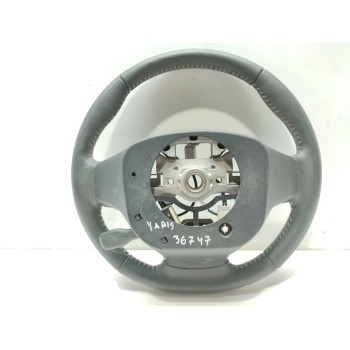 Recambio de volante para toyota yaris hybrid active referencia OEM IAM 451020D30024  