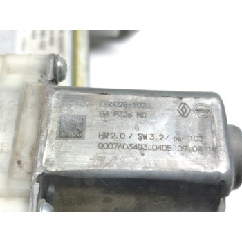 Recambio de elevalunas trasero derecho para nissan qashqai (j11) tekna referencia OEM IAM 82700HV00C  