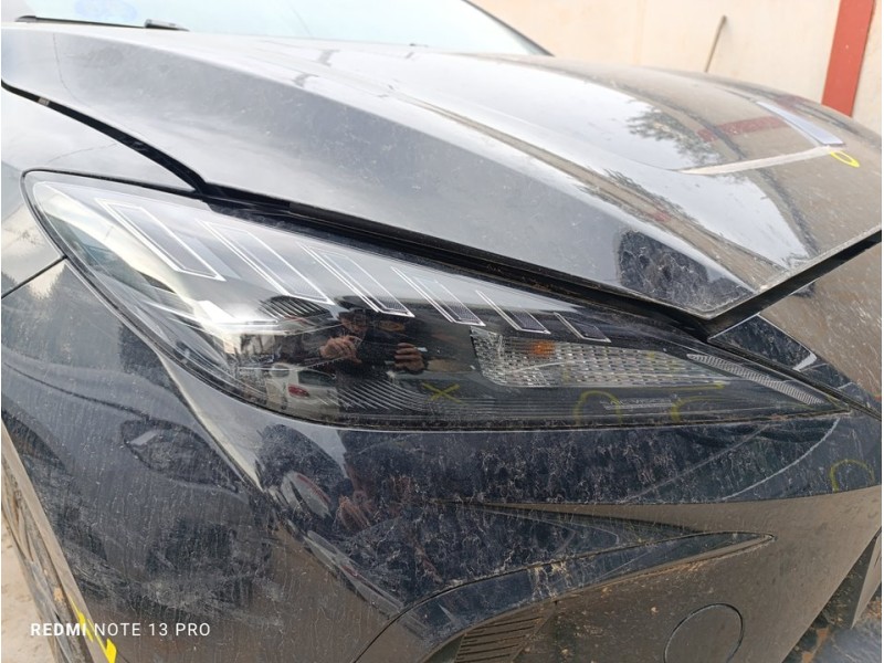 Recambio de faro derecho para mg 4 standard referencia OEM IAM 10994556  