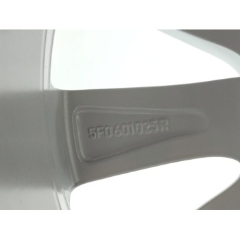 Recambio de llanta para seat leon (5f1) style referencia OEM IAM 5F0601025R  