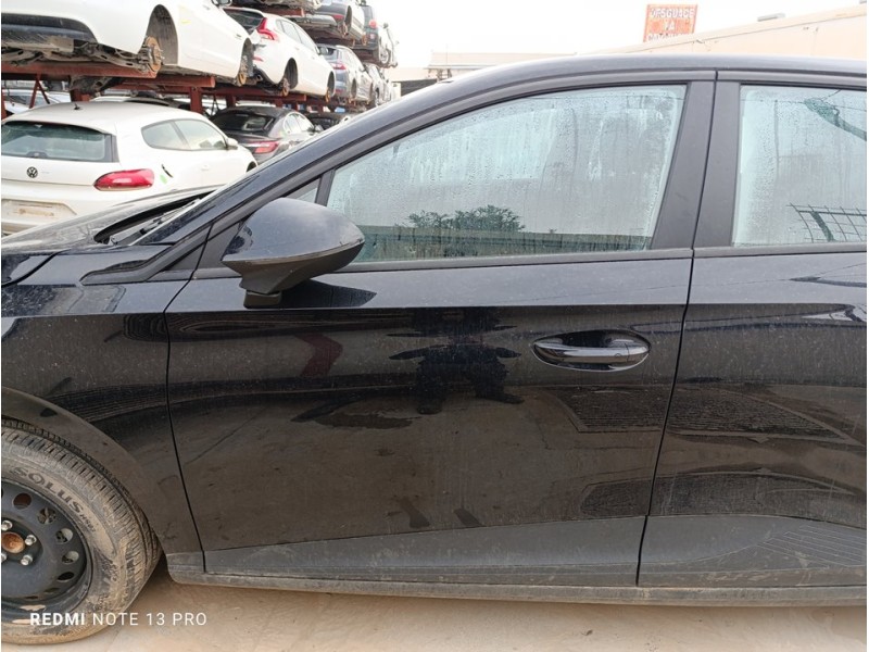 Recambio de puerta delantera izquierda para mg 4 standard referencia OEM IAM 11197526  