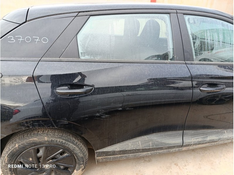 Recambio de puerta trasera derecha para mg 4 standard referencia OEM IAM 11197529  