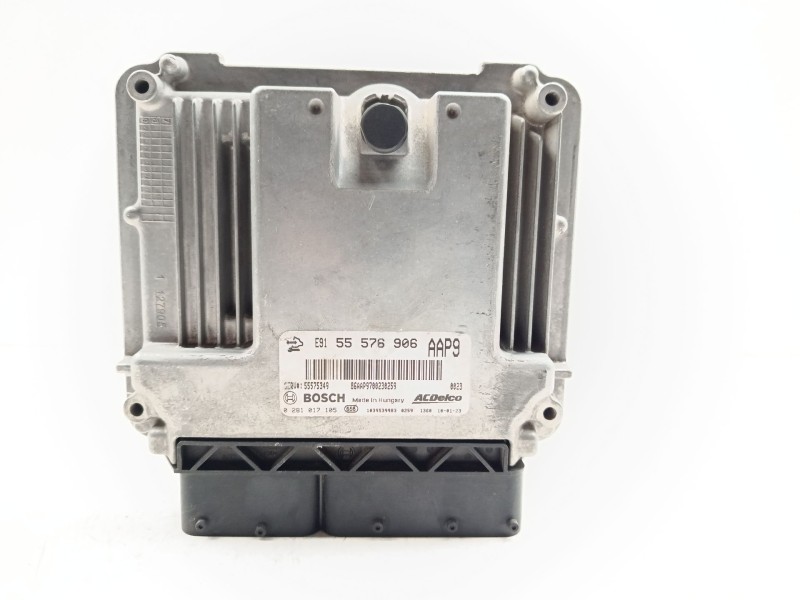 Recambio de centralita motor uce para opel insignia berlina cosmo referencia OEM IAM 0281017105  