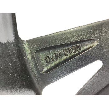 Recambio de llanta para toyota auris hybrid active business plus referencia OEM IAM 42611YY680  