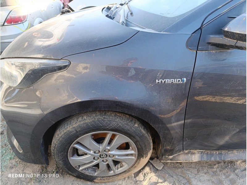 Recambio de aleta delantera izquierda para toyota yaris (xp21) hybrid style referencia OEM IAM 53812K0070  