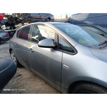 opel astra j lim. del año 2011