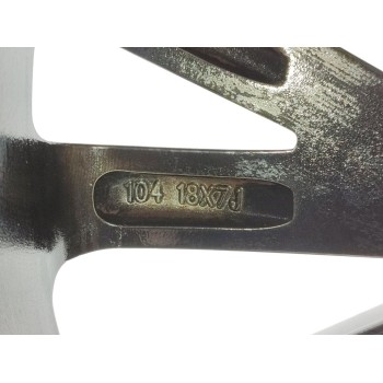 Recambio de llanta para toyota c-hr hybrid active referencia OEM IAM 42611YY660  