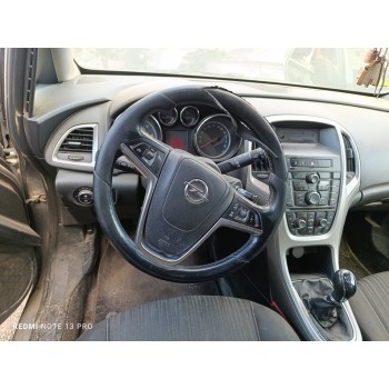 opel astra j lim. del año 2011