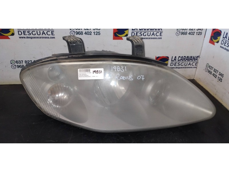 Recambio de faro derecho para ssangyong rodius xdi referencia OEM IAM   