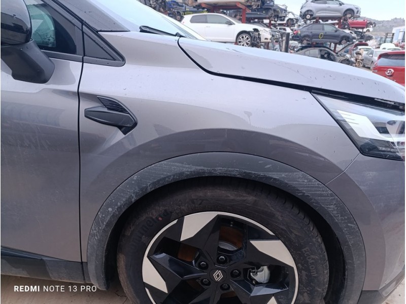 Recambio de aleta delantera derecha para renault captur ii e-tech engineered referencia OEM IAM 631007255R  