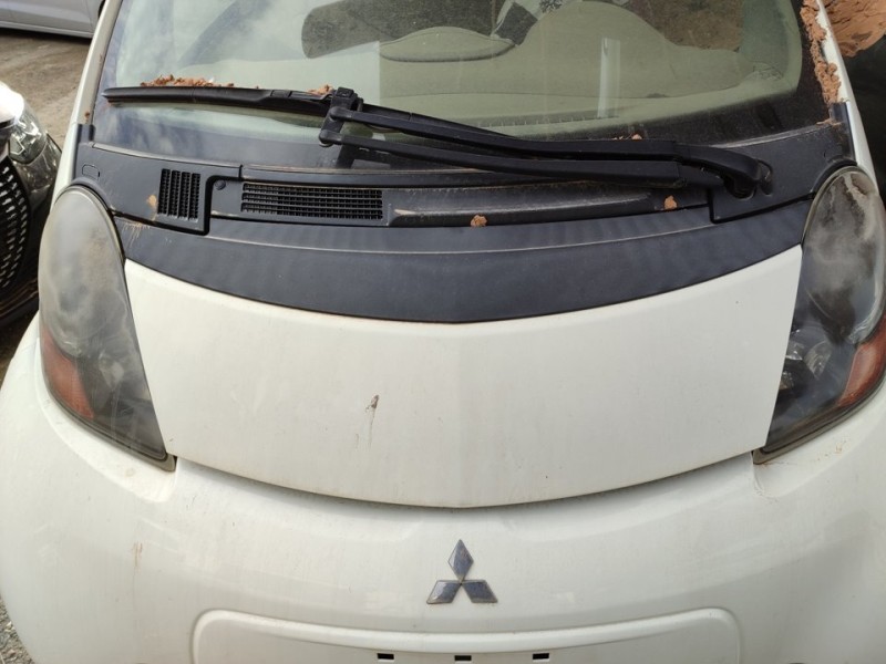 Recambio de capo para mitsubishi i-miev basis referencia OEM IAM 5900A531  