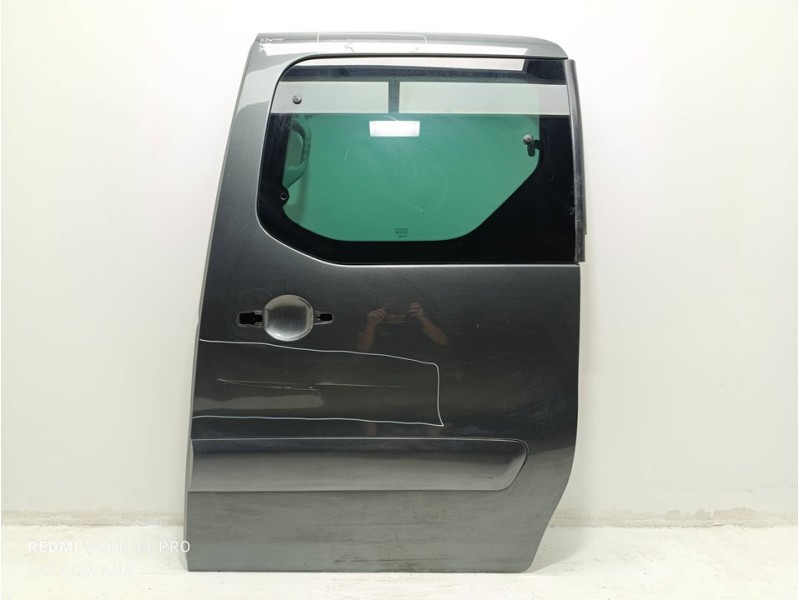 Recambio de puerta lateral corredera izquierda para peugeot partner kombi active referencia OEM IAM 9006L9  