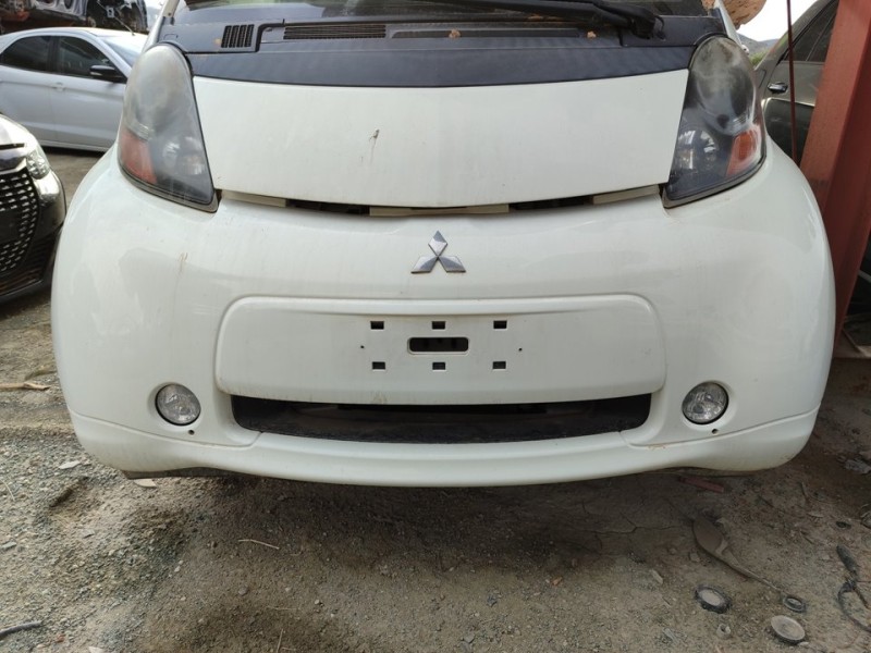 Recambio de paragolpes delantero para mitsubishi i-miev basis referencia OEM IAM 6400D970WA  