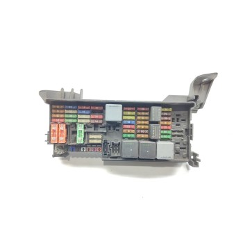 Recambio de caja reles / fusibles para mercedes-benz clase m (w164) 320 / 350 cdi (164.122) referencia OEM IAM A1645400272  