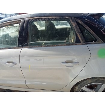 Recambio de puerta trasera izquierda para audi a1 sportback (8xf) attraction referencia OEM IAM 8X4833051B  