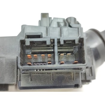 Recambio de mando multifuncion para toyota rav 4 advance hybrid referencia OEM IAM 8414033250  