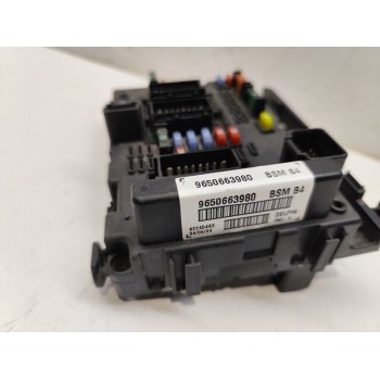 Recambio de caja reles / fusibles para peugeot 206 berlina xt referencia OEM IAM 9650663980  