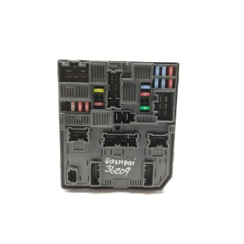 CAJA RELES / FUSIBLES 284B74BA0A 