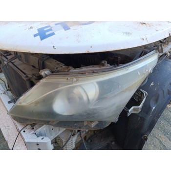Recambio de faro izquierdo para toyota avensis (t27) advance referencia OEM IAM 8117005350  
