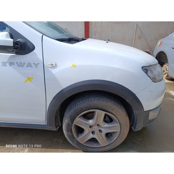 Recambio de aleta delantera derecha para dacia sandero stepway referencia OEM IAM 631005111R  