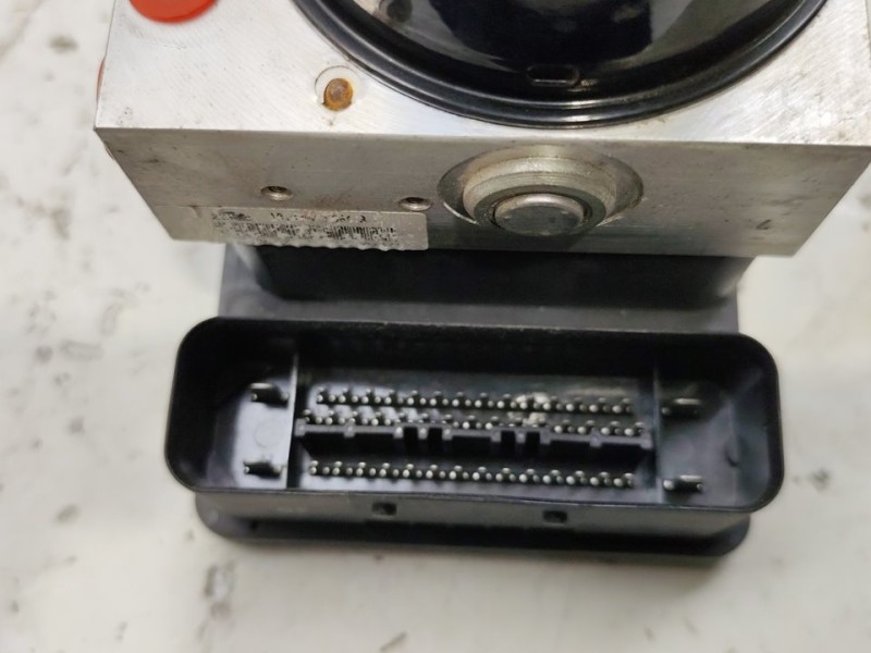 Recambio de abs para citroën c5 berlina sx (e) referencia OEM IAM 9659770380  