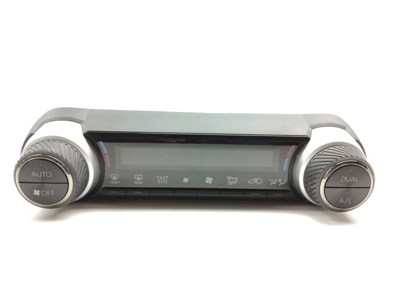 Recambio de mando climatizador para toyota rav4 hybrid 4x2 advance referencia OEM IAM 5590042641  