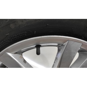 Recambio de juego llantas para toyota avensis (t27) advance referencia OEM IAM 4261105330  