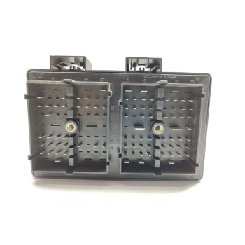 Recambio de caja reles / fusibles para chevrolet captiva 2.0 vcdi lt referencia OEM IAM 96821082  