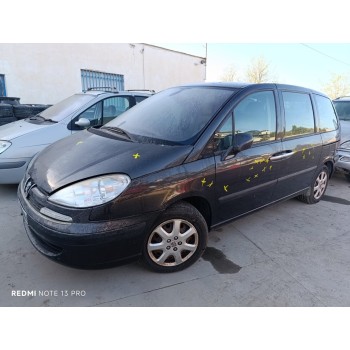 peugeot 807 del año 2004