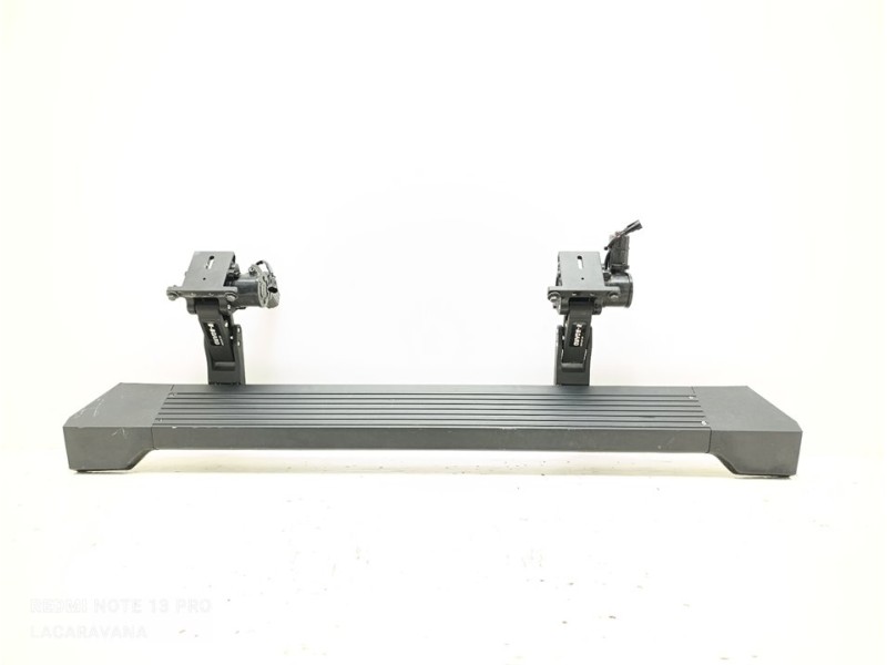 Recambio de estribo para jeep wrangler / wrangler unlimited sahara referencia OEM IAM US7712755  