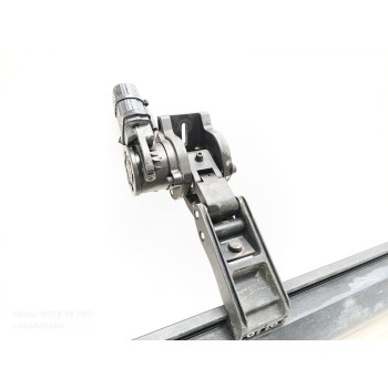 Recambio de estribo para jeep wrangler / wrangler unlimited sahara referencia OEM IAM US7712755  