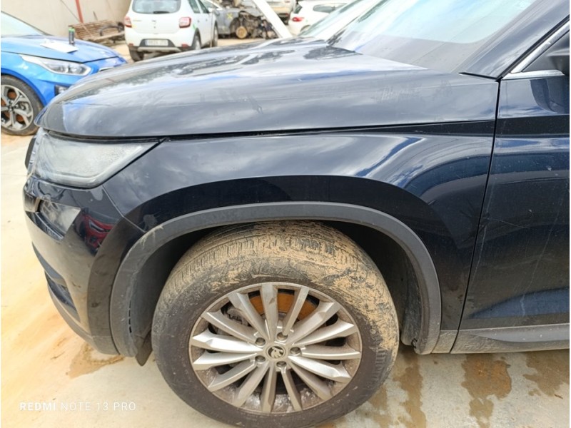 Recambio de aleta delantera izquierda para skoda kodiaq ambition 4x4 referencia OEM IAM 565821105  