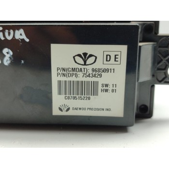 Recambio de pantalla multifuncion para chevrolet captiva 2.0 vcdi lt referencia OEM IAM 96850911  