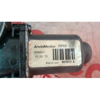 Recambio de elevalunas trasero derecho para nissan qashqai (j10) acenta referencia OEM IAM 402052A  
