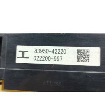 Recambio de warning para toyota rav 4 advance hybrid referencia OEM IAM 8395042220  