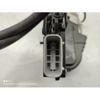Recambio de cerradura puerta trasera izquierda para kia sorento emotion 4wd referencia OEM IAM 826302P000  