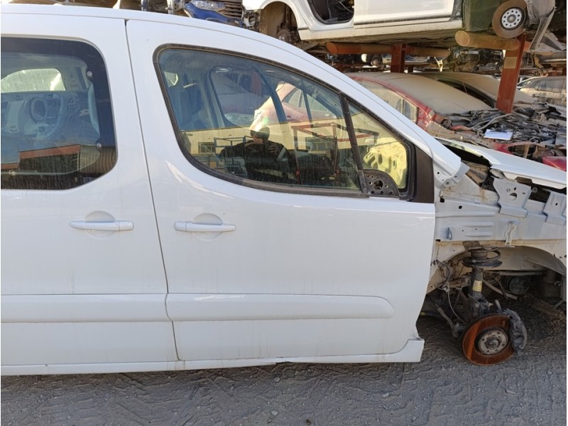 Recambio de puerta delantera derecha para citroën berlingo station wagon seduction referencia OEM IAM 9004Z6  
